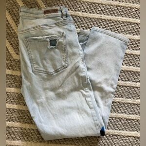 Garage. Distressed jeans. Women’s size 5.